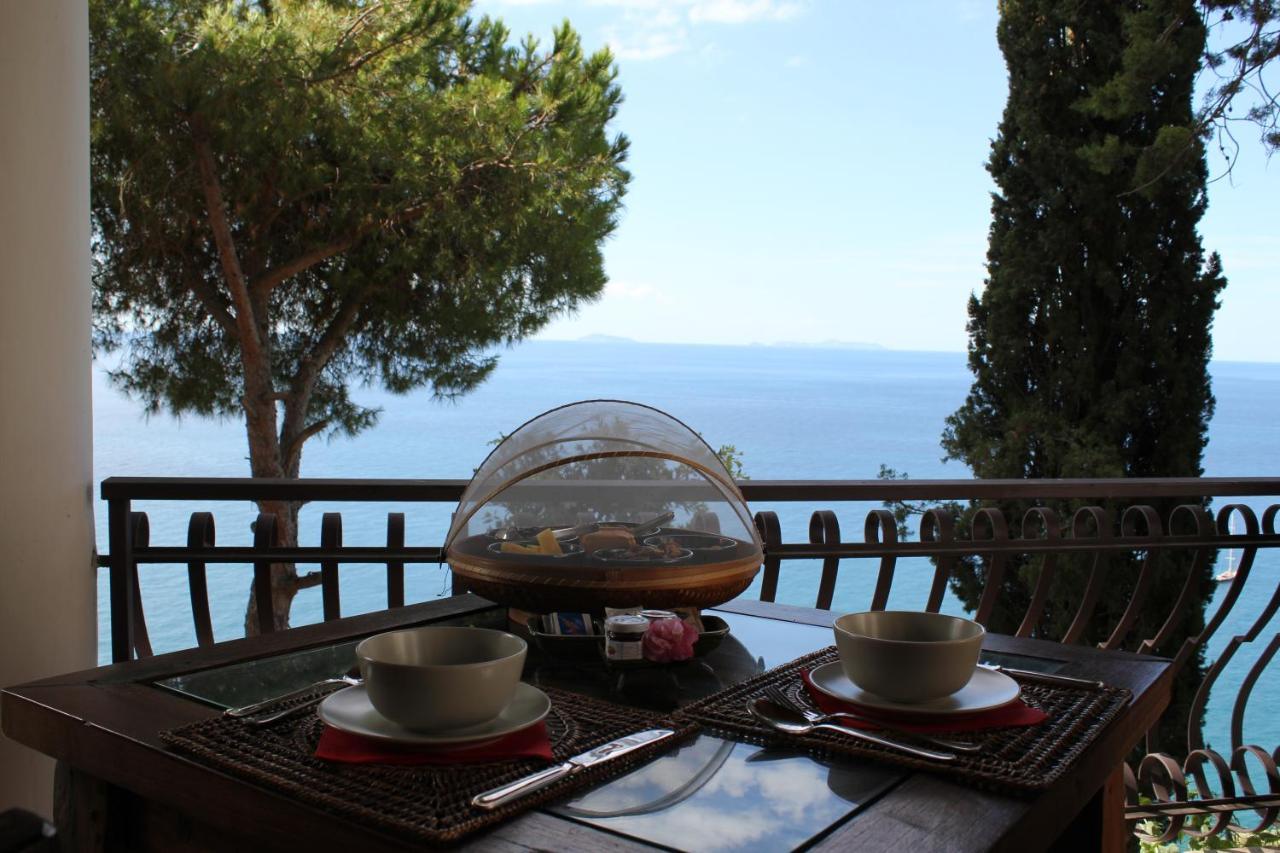 Claro De Lua Circeo B&B ซาน เฟลิเช เชร์ชีโอ ภายนอก รูปภาพ